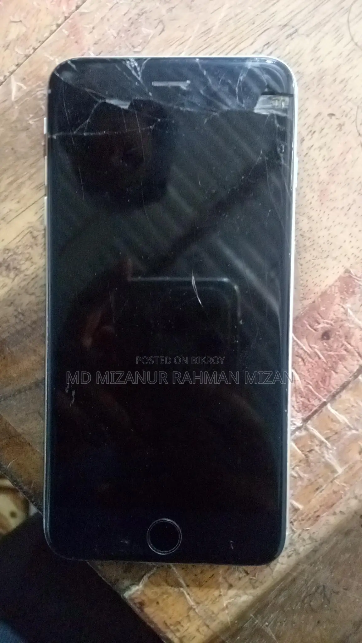 Apple iPhone 6S Plus . (Used)