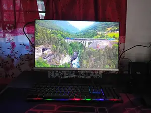 HP M22f Monitor in Fresh Condition