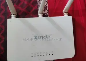 Tenda F3 Router