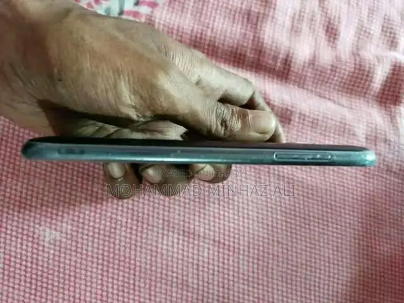 Samsung Galaxy J2 (Used)