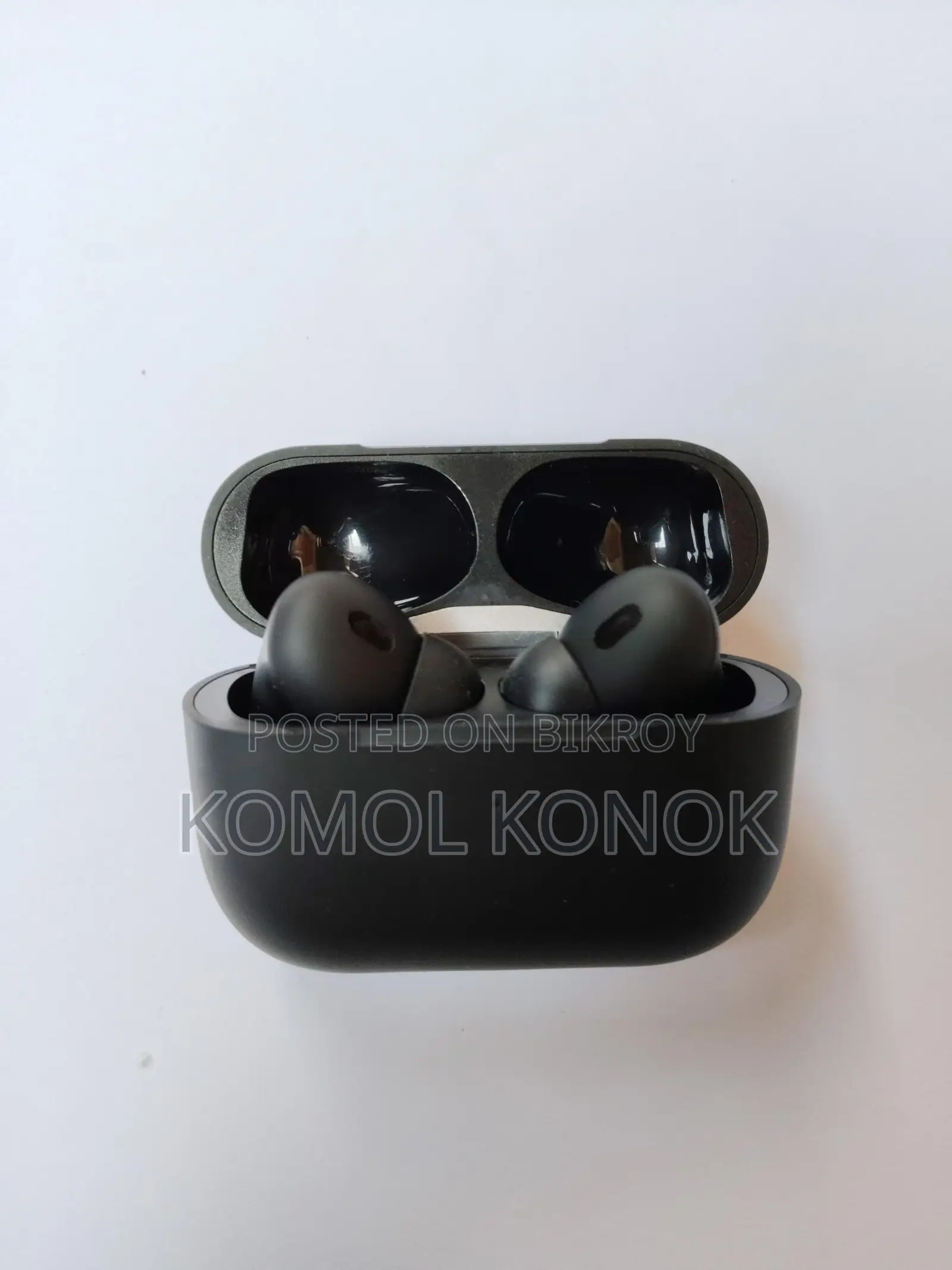 Apple Airpods Pro 2nd Gen Copy Dubai – Low Price, Urgent Sell!