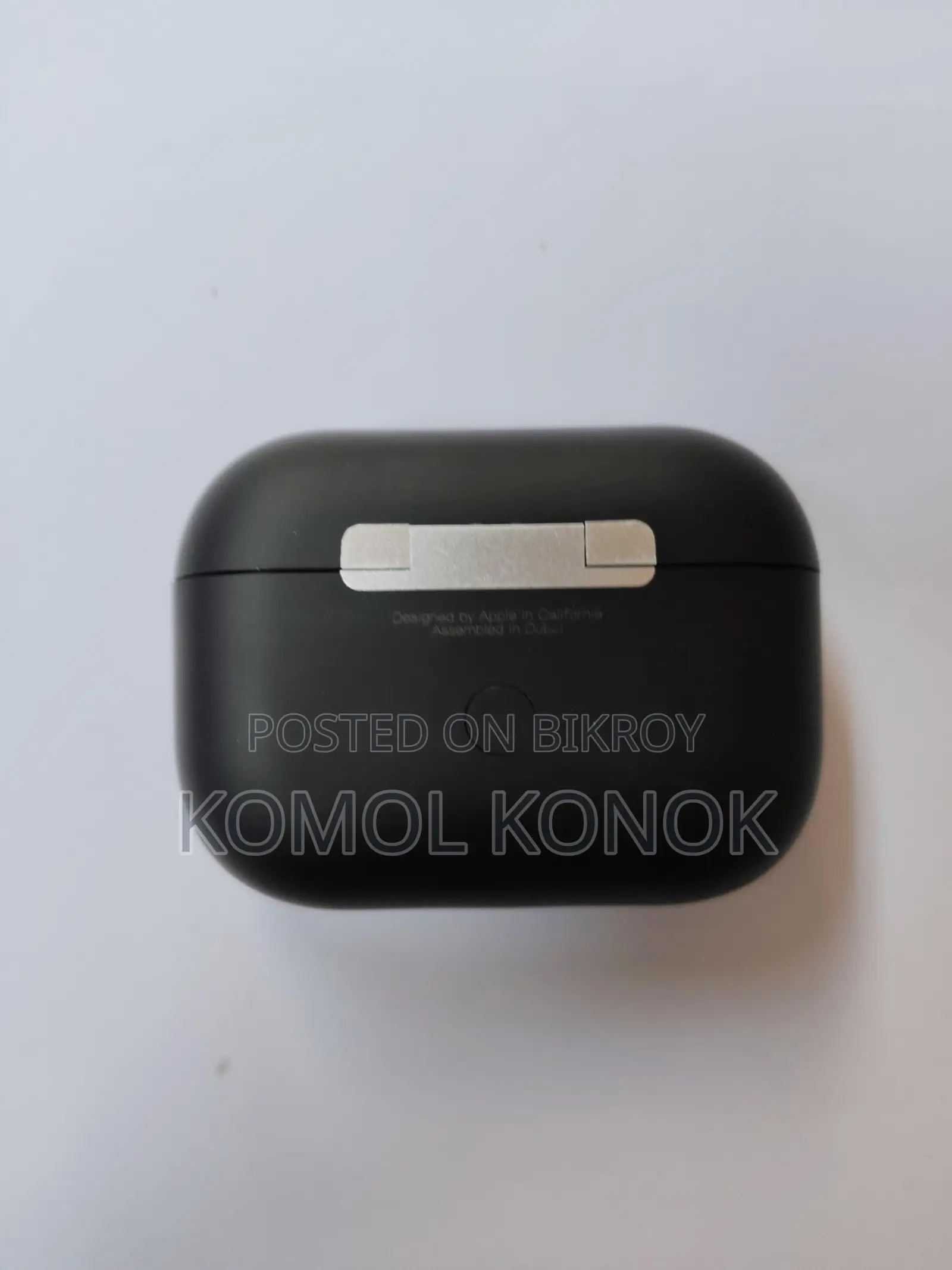Apple Airpods Pro 2nd Gen Copy Dubai – Low Price, Urgent Sell!