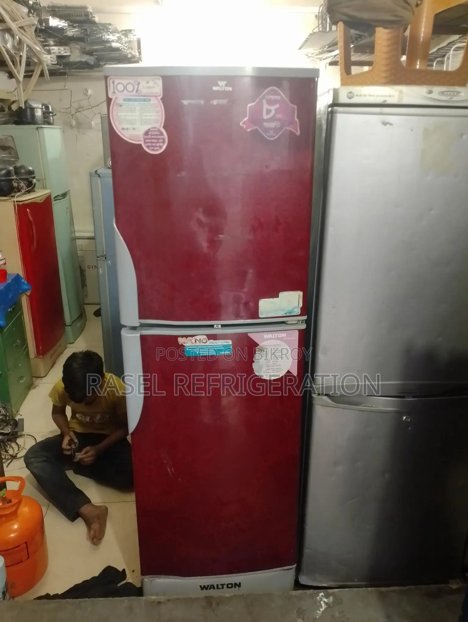 14 CFT Walton Fridge like new for sale