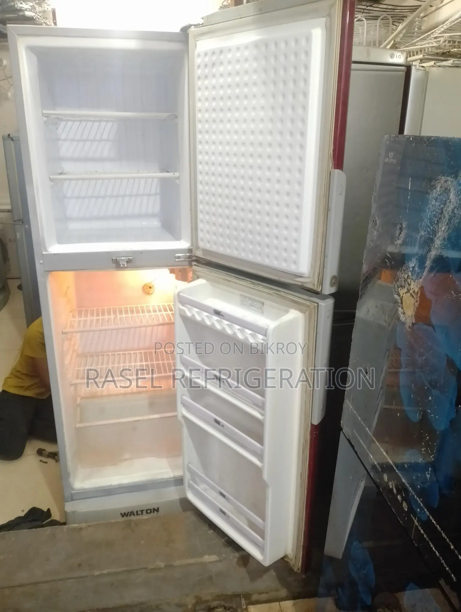 14 CFT Walton Fridge like new for sale