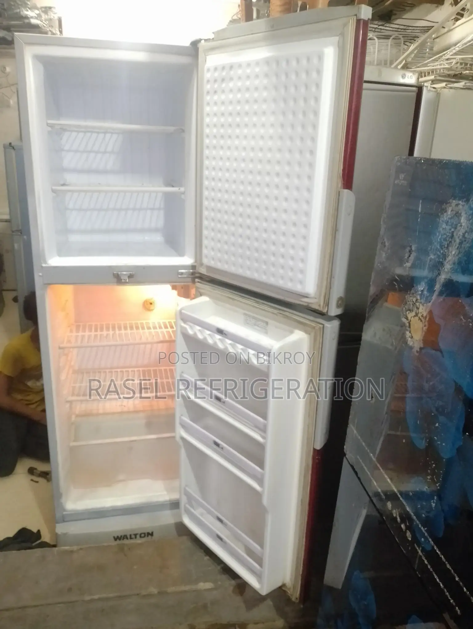 14 CFT Walton Fridge like new for sale