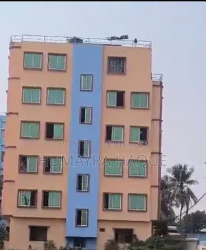৬ তলা বাড়ি