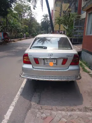 Toyota Premio Silver 2005