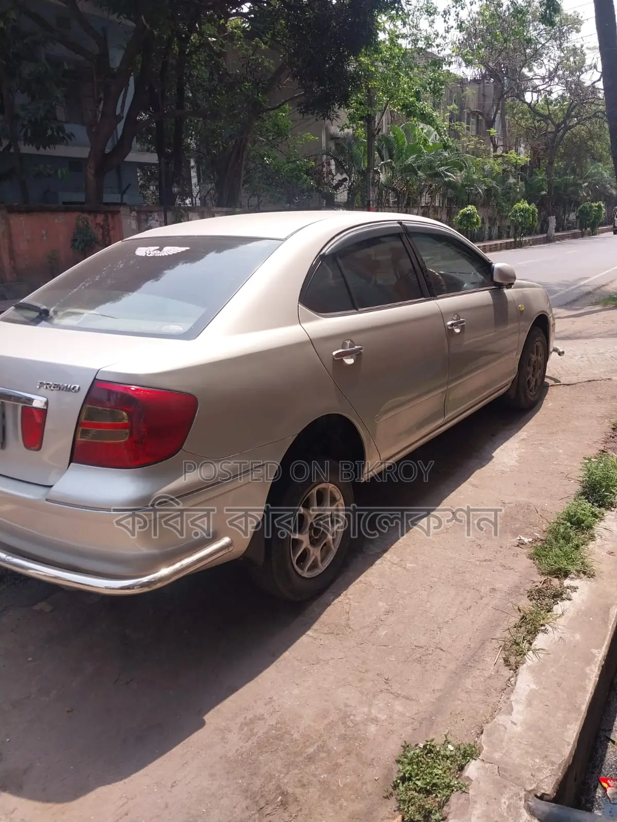 Toyota Premio Silver 2005