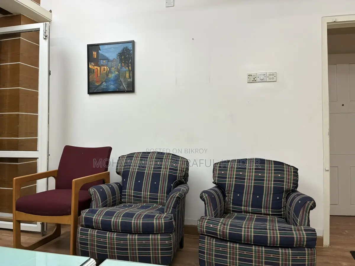 Full Furnished Exclusive at 3rd Floor