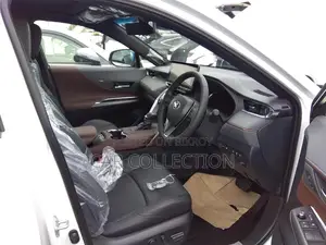 Toyota Harrier Z Leather HV Pearl 2025