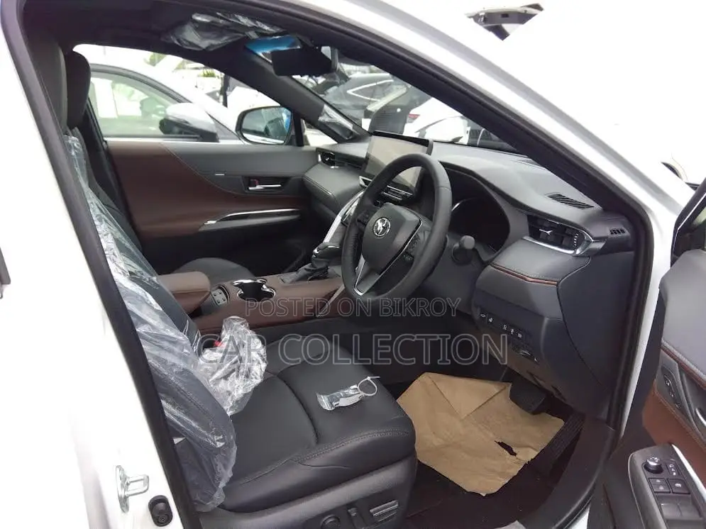 Toyota Harrier Z Leather HV Pearl 2025