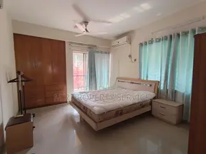 ১৭০০ স্কয়ার ফিট বনানী ফুল ফার্নিশড অ্যাপার্টমেন্ট ভাড়া