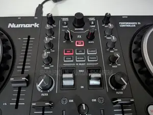 Numark Mixtrack Pro Fx