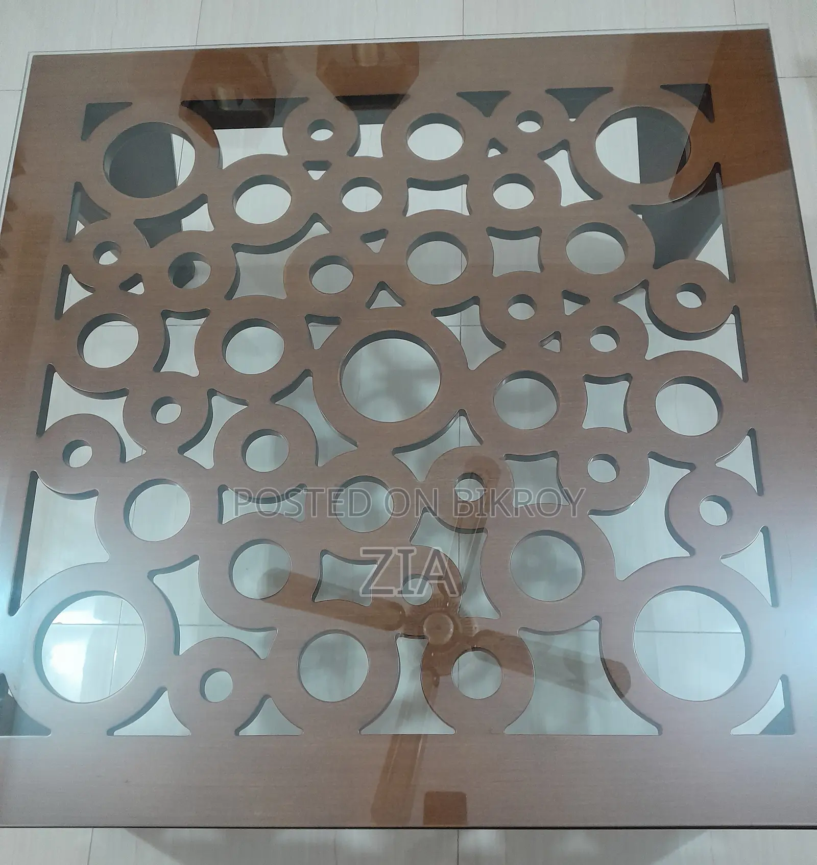 হাতিল সেন্টার টেবিল (ব্যবহৃত)