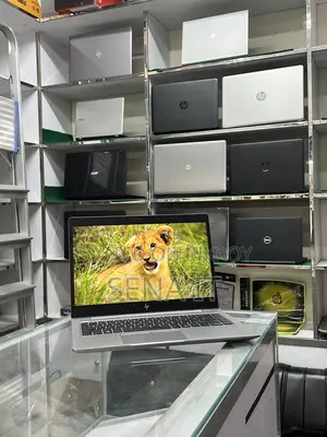 HP ZBOOK 15U G5 i7 8TH GEN 8/256GB SSD