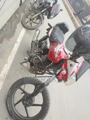 Bajaj Platina 110 . 2015