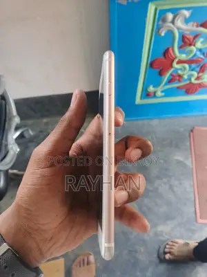 Apple iPhone 6S Plus . (Used)