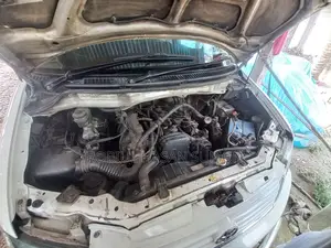 Toyota Noah Super Extra Limo G 2000