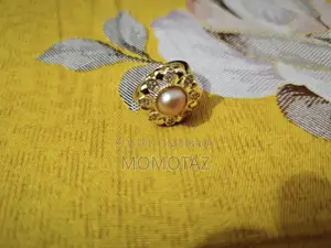 Pearl Ct Gold