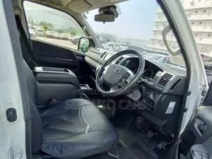 Toyota Hiace Super GL Pearl Color 2020