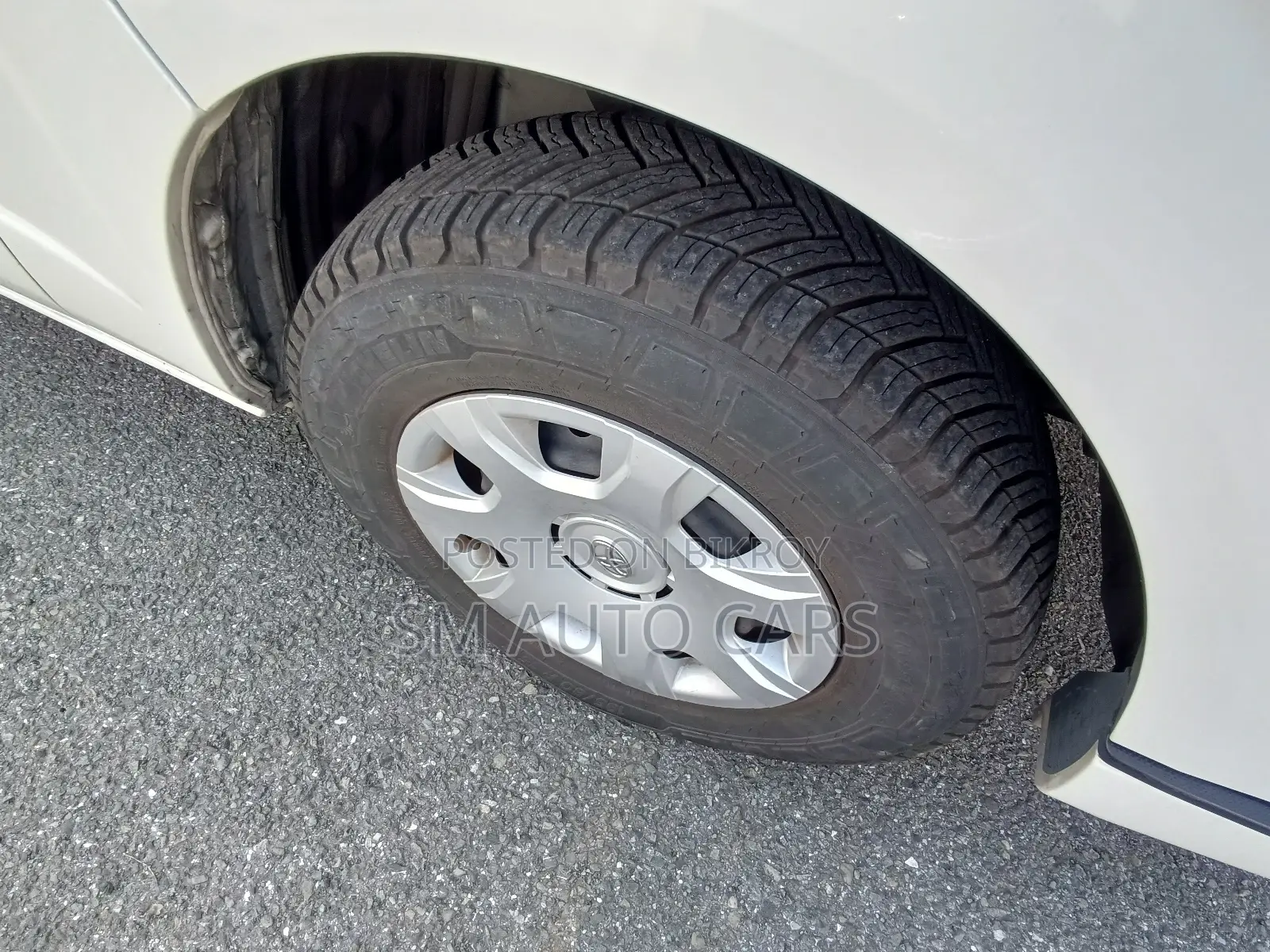 Toyota Hiace Super GL Pearl Color 2020