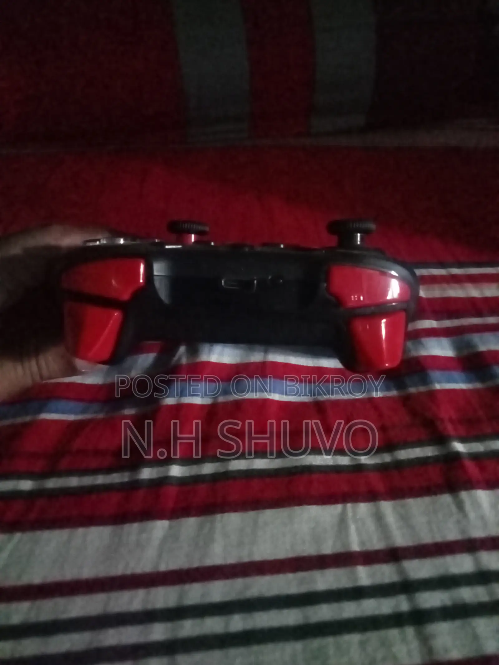 গেমিং কন্ট্রোলার
