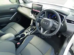 Toyota Corolla Cross Z Pearl Moonroof 2022