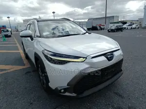 Toyota Corolla Cross Z Pearl Moonroof 2022
