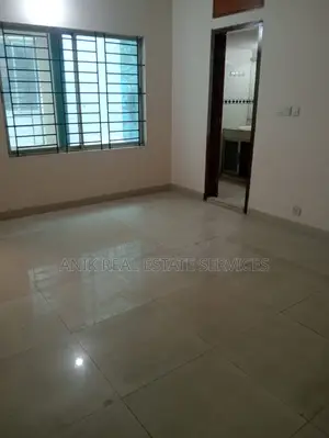 গুলশানে ২২০০ বর্গফুটের অফিস স্পেস ভাড়া