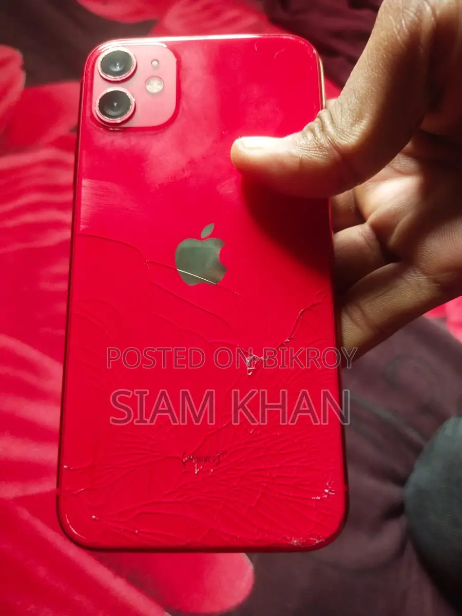 Apple iPhone 11 red color (Used)