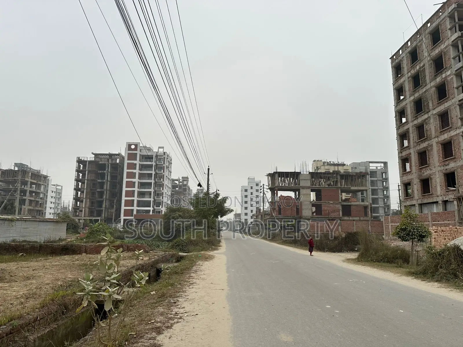 6 Katha South-facing plot for sale, Block L, Bashundhara Baridhara