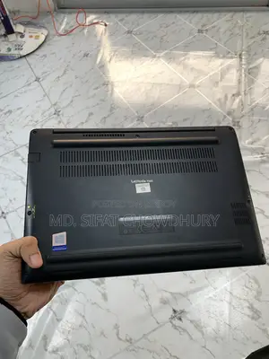 DELL LATITUDE 7390 i5 8g