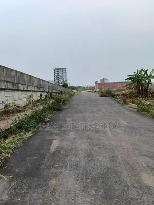 কমার্শিয়াল এভিনিউ-৫, ১২ কাঠা ১১০ ফিট রোড