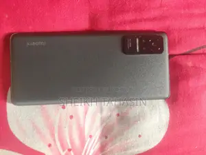 Xiaomi Civi 1s 8/256 (Used)