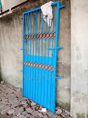 Selling this main gate