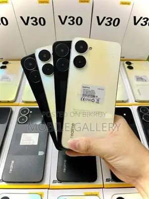 Realme V30 8+256 (Brand New)