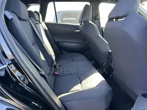 Toyota Corolla Cross S Pkg Panaromic 2023