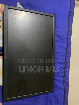 19 Inch Monitor