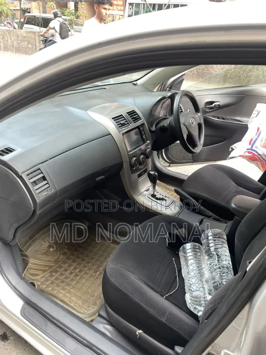 Toyota Fielder 2011