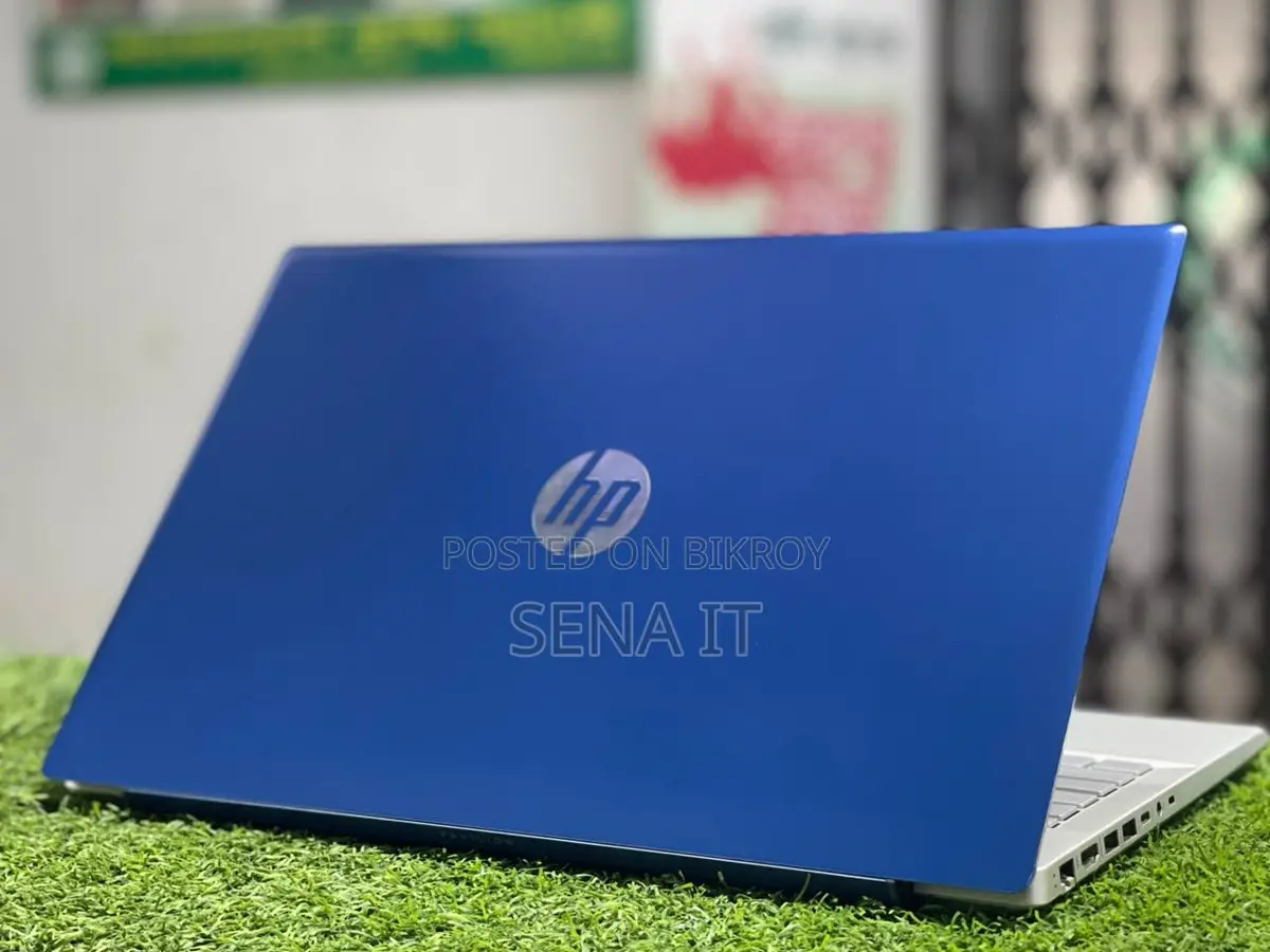 HP 15-cu1xxx i5 8th gen 8/256gb ssd