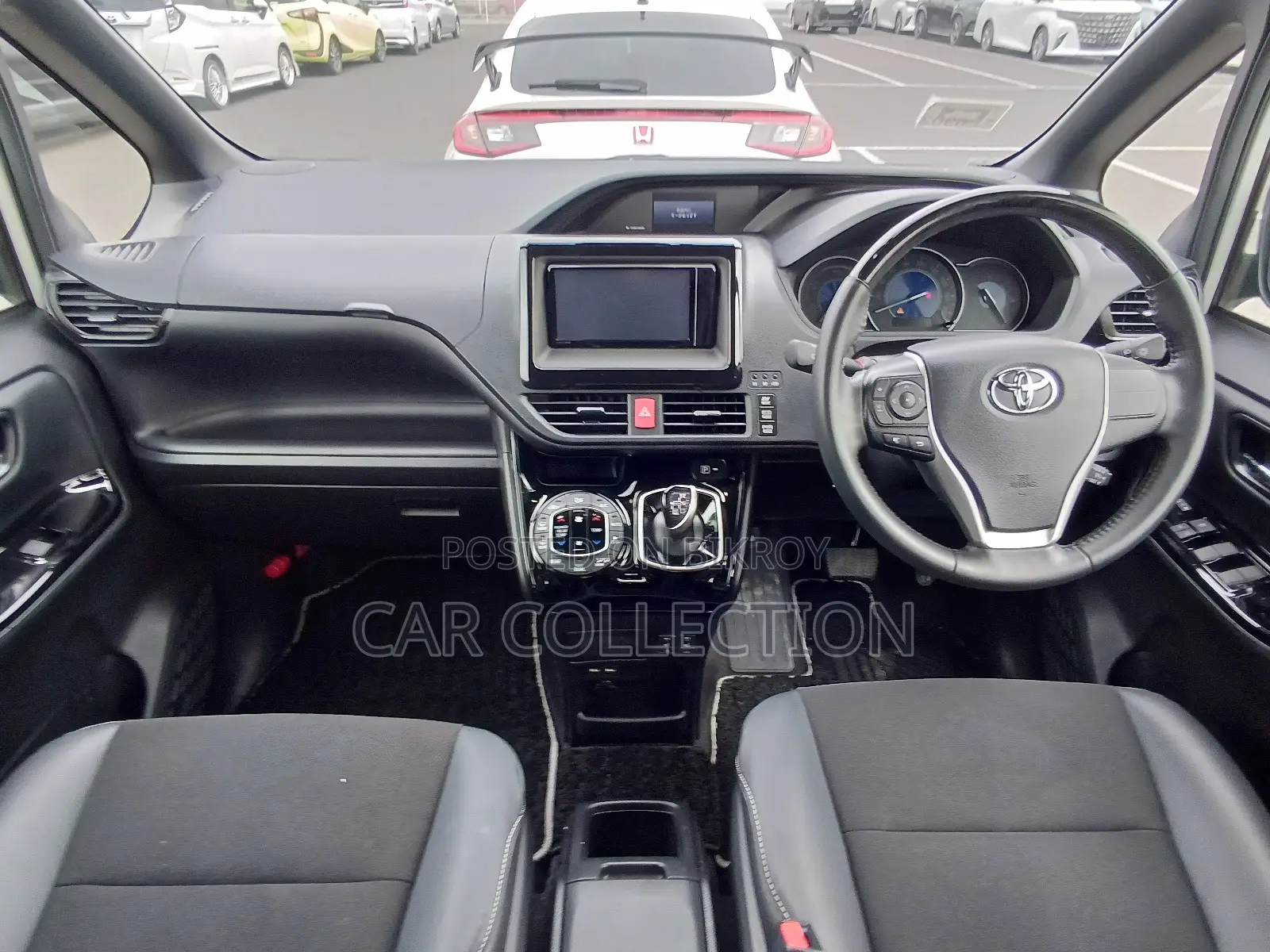 Toyota Noah SIWXB 2021