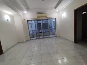 Duplex 4-Bedroom Apartment for Rent in Baridhara Diplomatic Zone