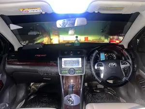 Toyota Premio push start 2013