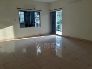 গুলশান-১ এ ৩০০০ বর্গফুটের ৪ বেডরুমের ফ্ল্যাট ভাড়া