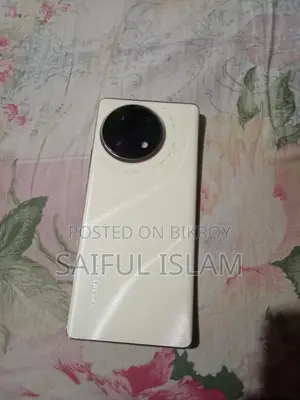Tecno Camon 30s . (Used)