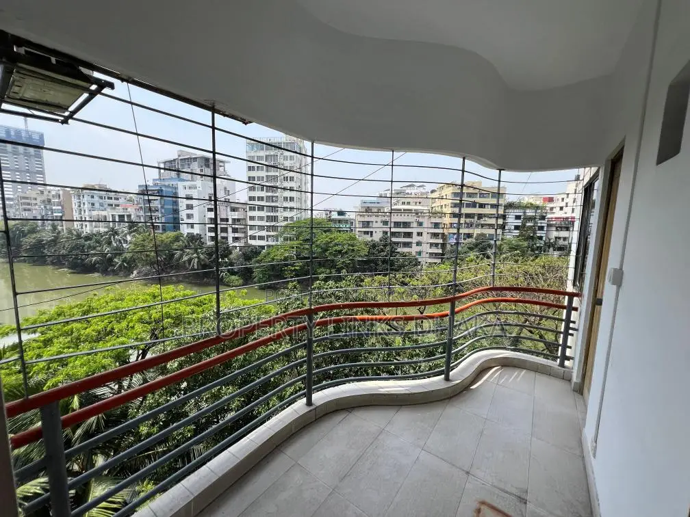 Full furnished apartment for rent in Gulshan