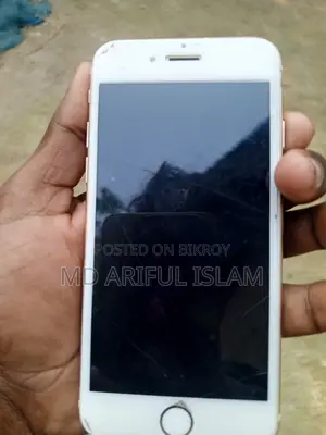 Apple iPhone 6S . (Used)