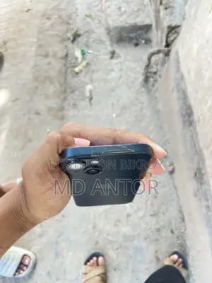Apple iPhone 13 (Used)