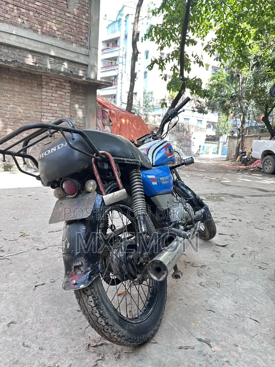 Honda CD80 . 2005