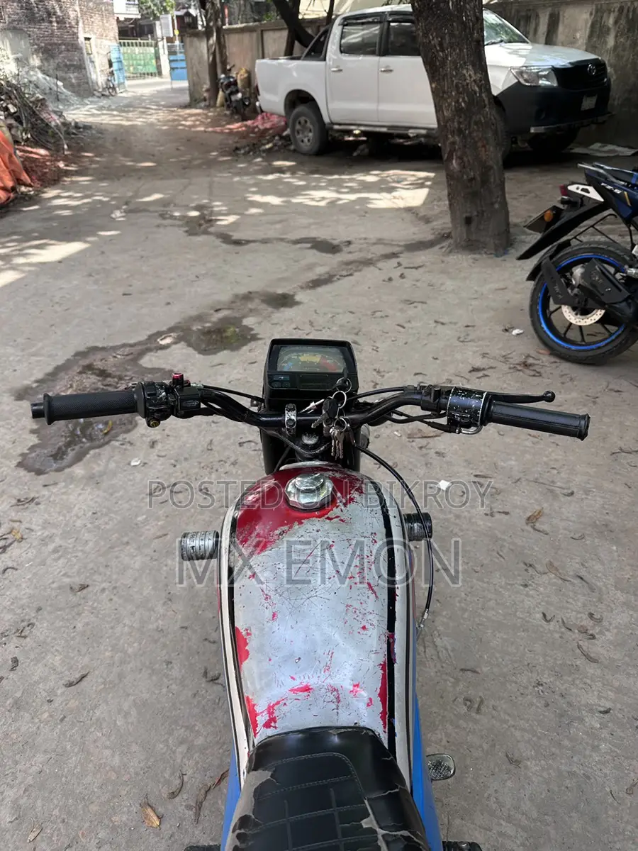 Honda CD80 . 2005